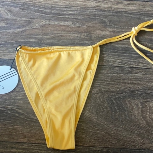 Sommer Swim Yellow Bikini - Picture 6 of 8